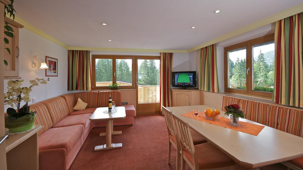 Komfort-Apartments Zufriedenheit Лойташ Экстерьер фото